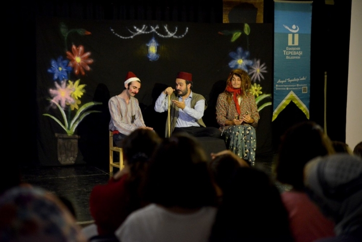 Kırsal Bölgelerde Tiyatro Keyfi