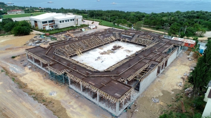 Darıca’nın Yeni Spor Salonu Yükseliyor