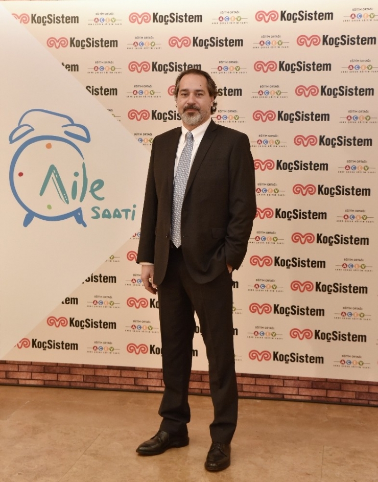 Anne Ve Babalara Günde Bir Saat #Haydikapatalım Çağrısı