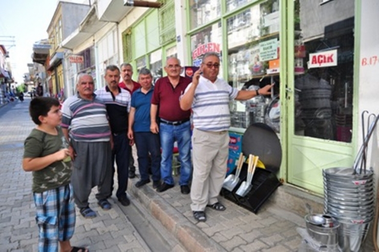 Mut’ta 6 İş Yeri Kurşunlandı