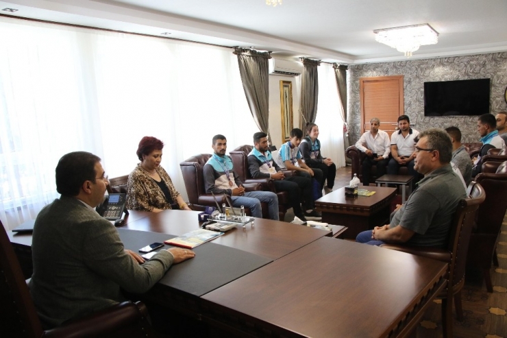 Şampiyonlar Canpolat İle Buluştu