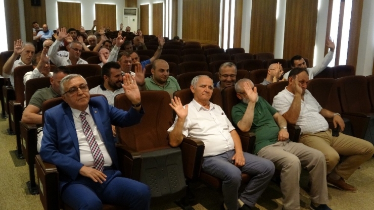 İş Dünyası 9 Günlük Tatile Karşı