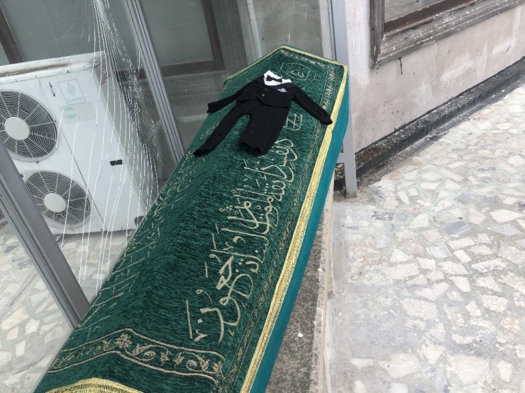 Annenin Büyük Acısı