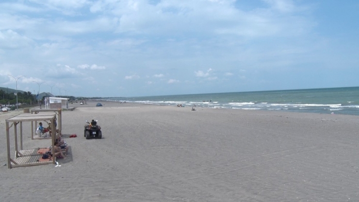 Boğulma Tehlikesi Geçiren 2 Kardeşi Cankurtaranlar Kurtardı