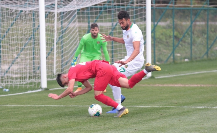 Hazırlık Maçı: Antalyaspor: 0 Alanyaspor:0