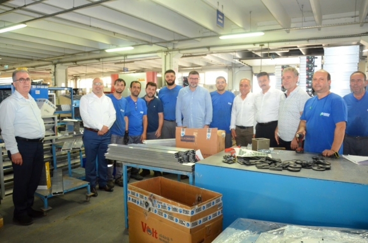 Ak Parti’li Dağ’dan Fabrika Ziyaretleri