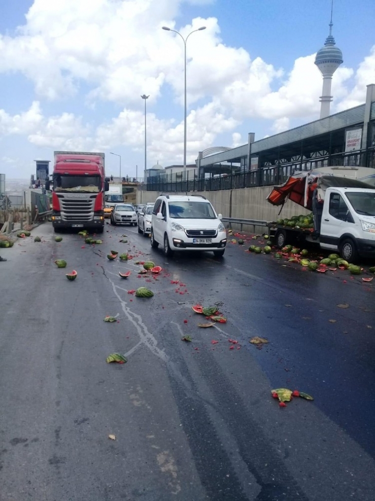 E-5’i Karpuz Tarlasına Çeviren Kaza