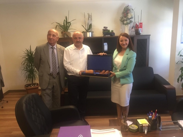 Başkan Tekin Karayolları 14. Bölge Müdürlüğünü Ziyaret Etti