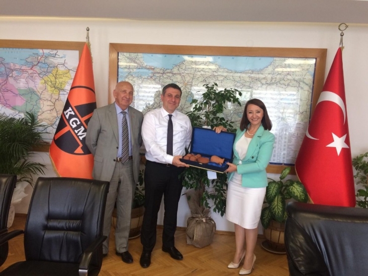Başkan Tekin Karayolları 14. Bölge Müdürlüğünü Ziyaret Etti