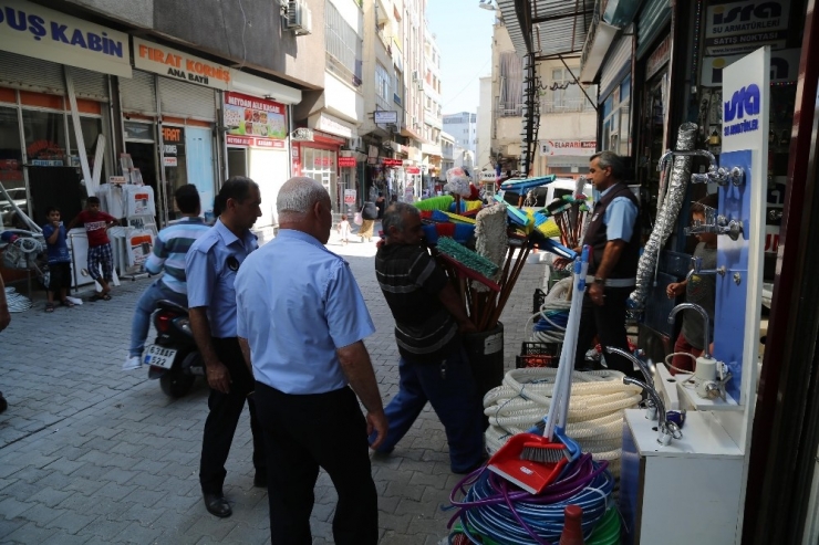 Haliliye’de Zabıta Ekipleri Kaldırımları Denetledi