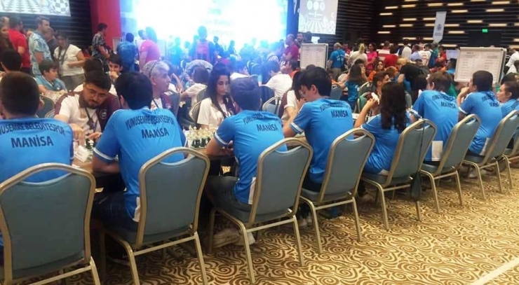 Yunusemreli Satranççılar Konya’da Yarıştı