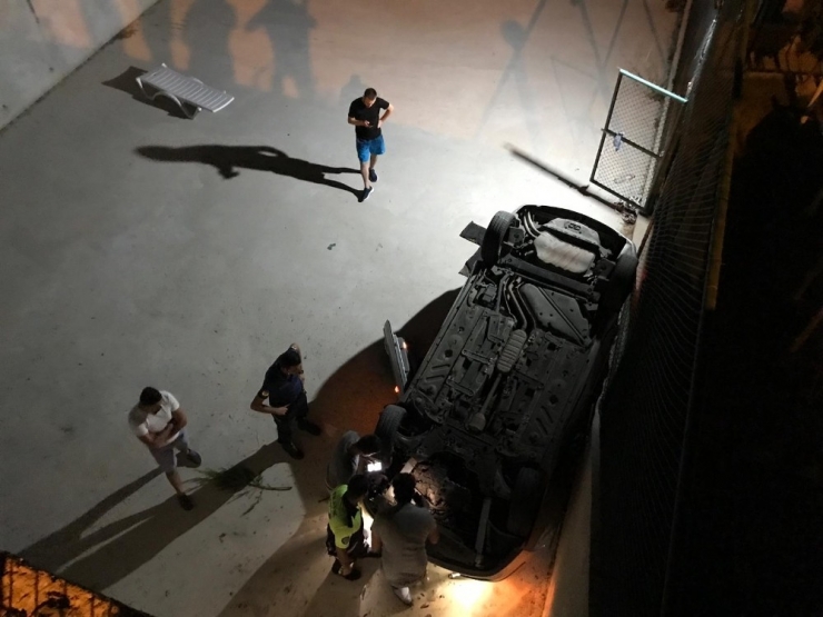 Gazla Freni Karıştırınca, Basketbol Sahasına Uçtu