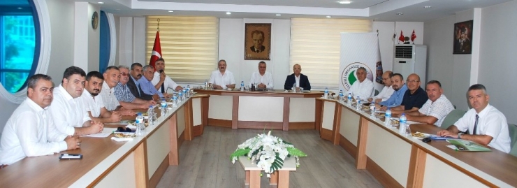 Salihli Osb’deki Çalışmalar Hakkında Vali Deniz’e Bilgi Verildi