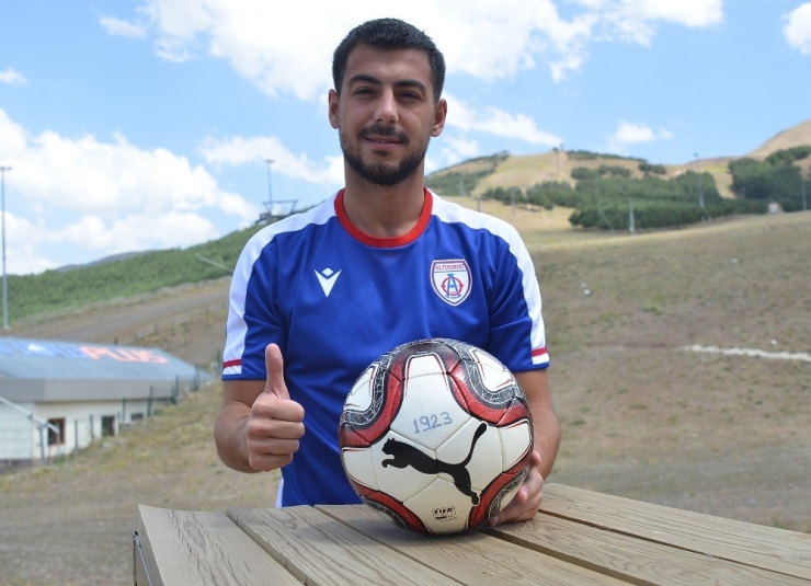 Okan Derici: "Altınordu Sadece Futbol Kulübü Değil, Bir Eğitim Kurumu"