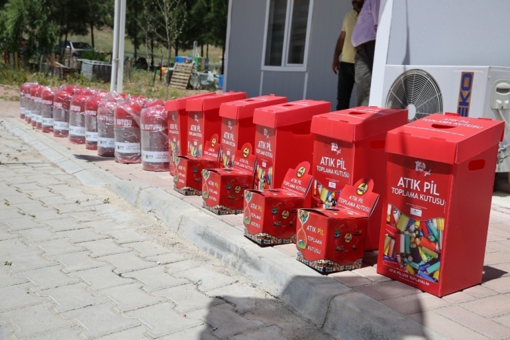 Vatandaşlardan Geri Dönüşüm Projesine İlgi