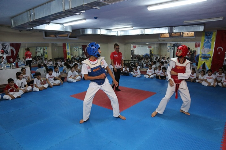 Yüreğir Belediyesi Yaz Spor Okuluna Yoğun İlgi