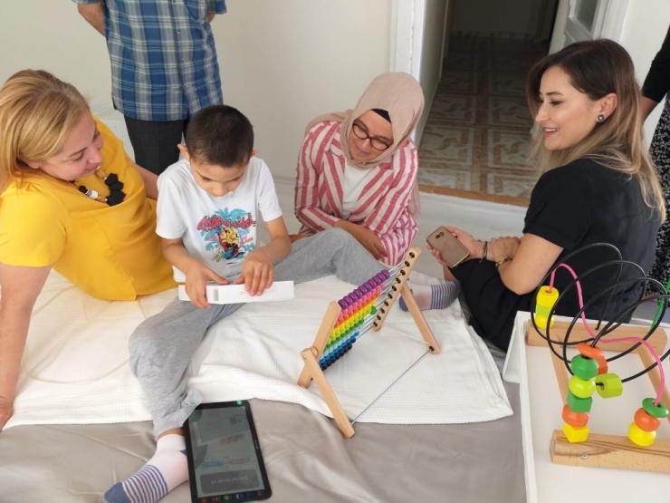 6 Çocuğu 1 Yaşını Göremedi, 7. Çocuğa Yardım Eli Uzandı