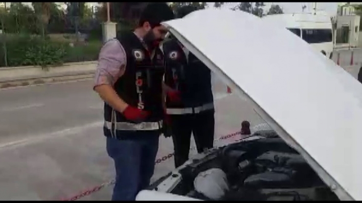 Otomobil Motorunda Tarihi Eser Kaçakçılığı