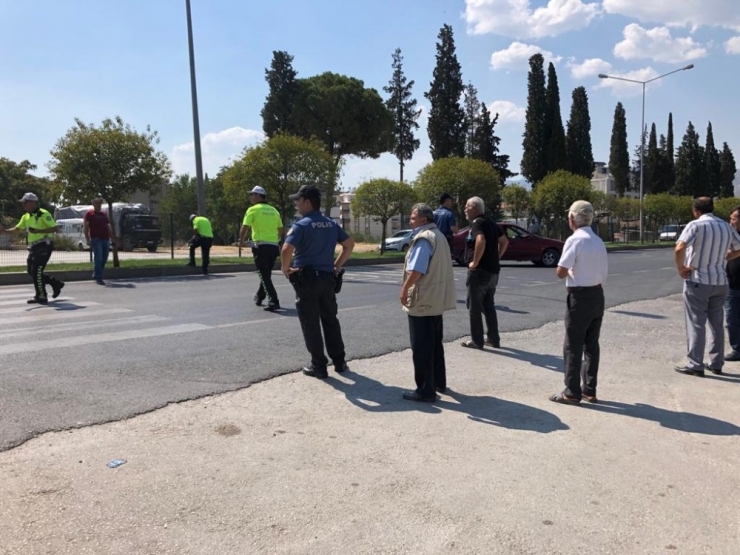 Anne Ve İkiz Çocukları Kazada Yaralandı