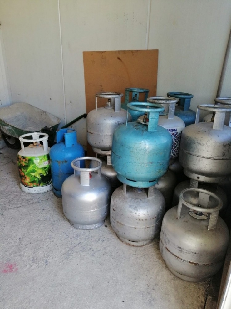 Düzce’de Tüplere Lpg Dolduran Akaryakıt İstasyonlarına Operasyon