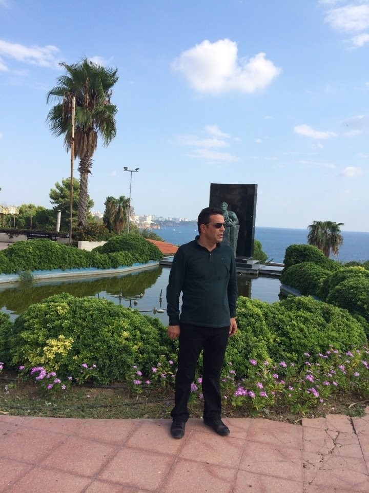 Şenay’ın Yüzünde Morluklar Vardı