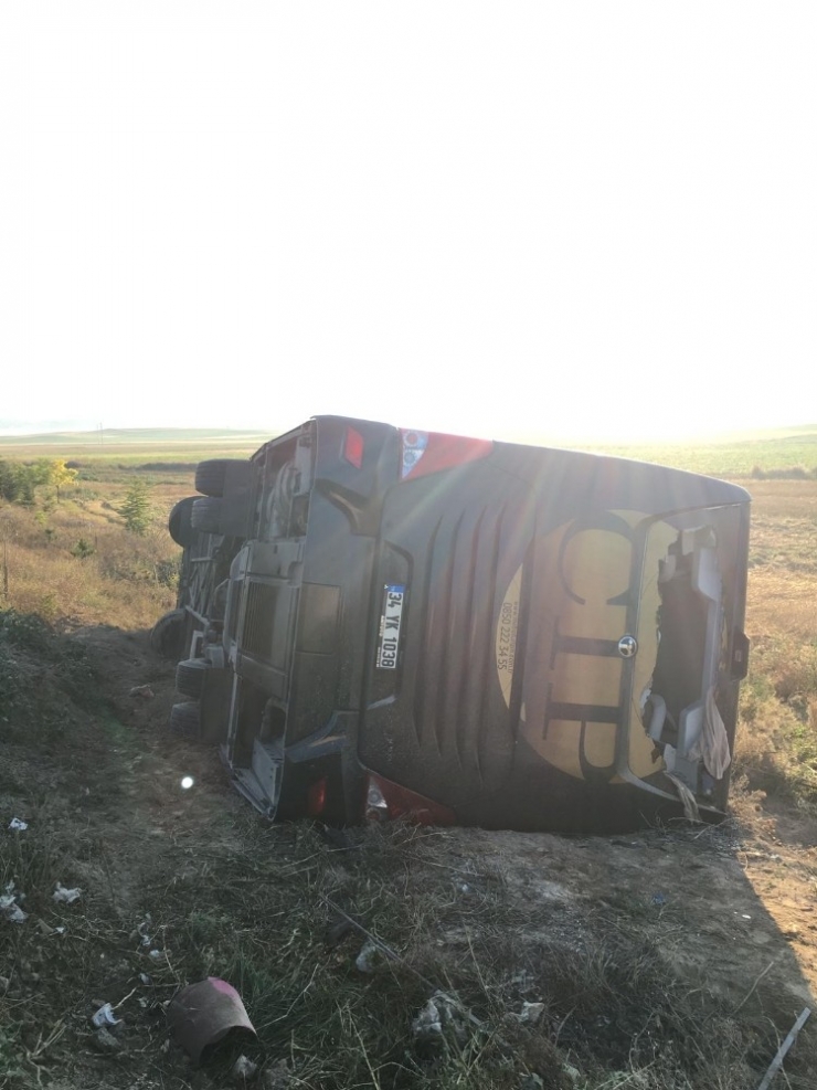 Eskişehir’de Otobüs Kazası: 13 Yaralı