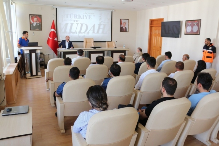 Kars’ta 2019 Yılı Afete Hazırlık Masa Bası Tatbikatı