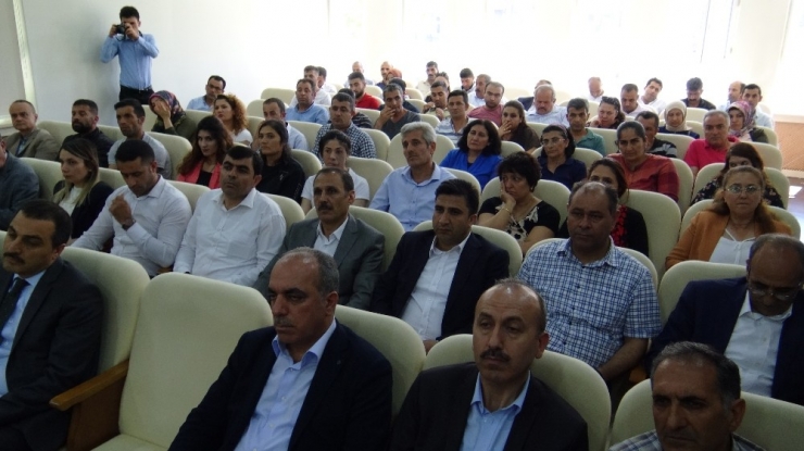 Kars’ta Turizmciler Sertifikalarını Aldı