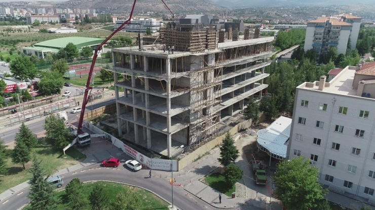 Bu Merkez Kanser Hastası Çocukların Ve Kemik İliği Bekleyen Hastaların Umudu Olacak