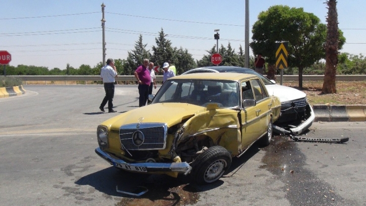 Kilis’te Trafik Kazası: 2 Yaralı