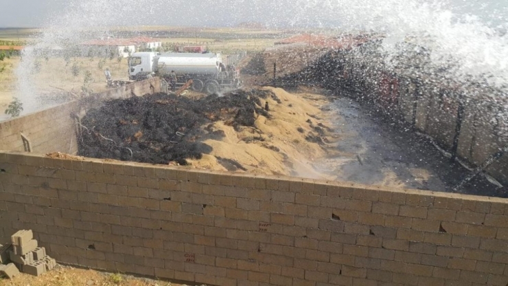 Kırşehir’de Mandırada Yangın Çıktı