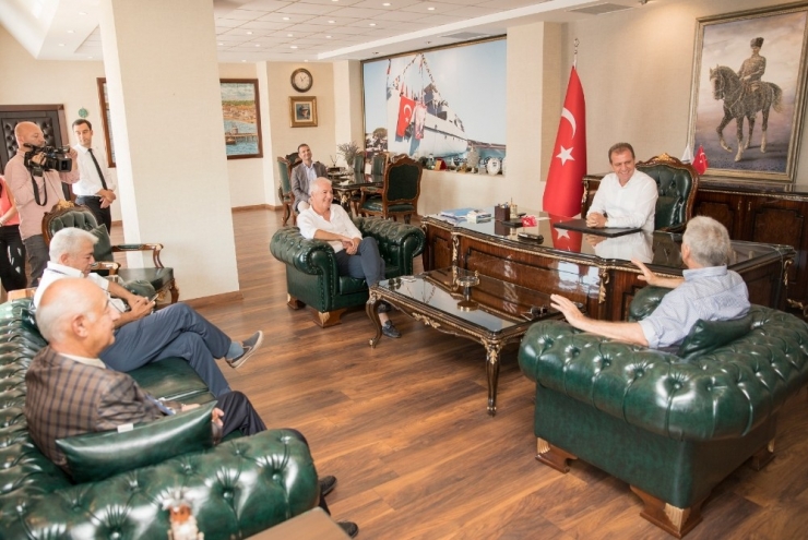 Başkan Seçer: "Mersin’in İkinci Bir Limana İhtiyacı Var"
