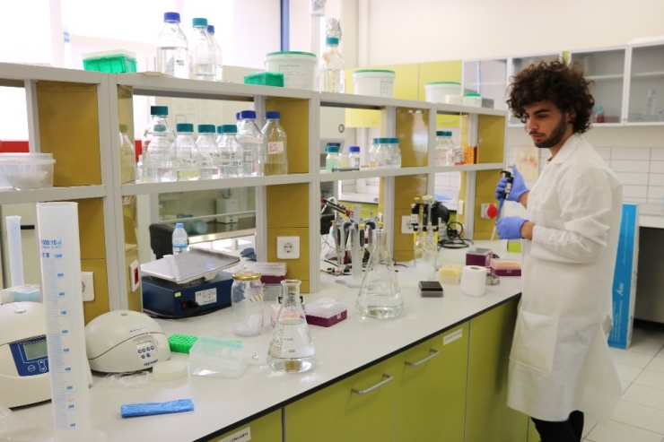 Tarım Bilimleri Ve Teknolojileri Fakültesi Bin 350 Tl Bursla Öğrencilerini Bekliyor