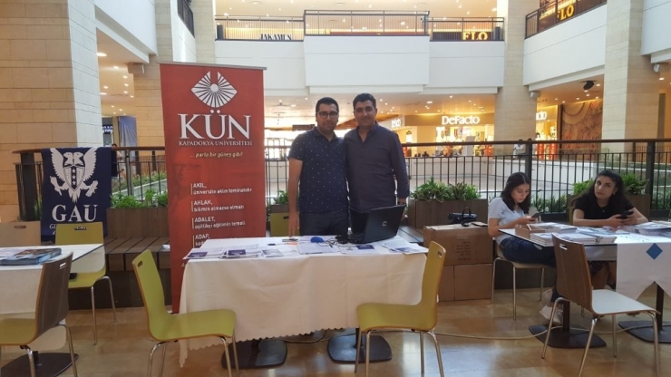 Piazza’dan Öğrencilere “Tercih Danışmanlığı" Hizmeti