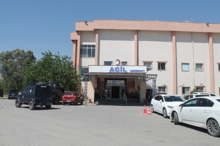 Silopi’de Yol Kontrol Noktasına Saldırı: 2 Asker Yaralı