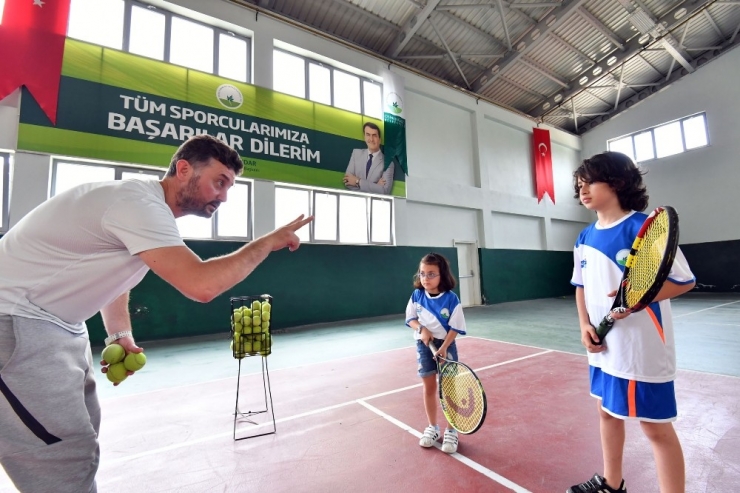 Sessizliklerini Raketle Bozdular