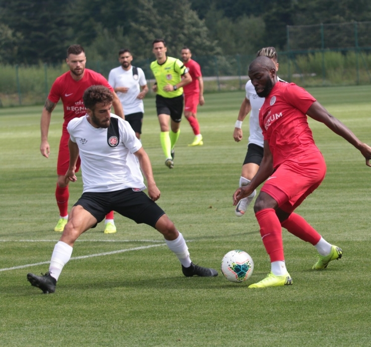 Hazırlık Maçı: Antalyaspor: 0 - Fatih Karagümrük: 0