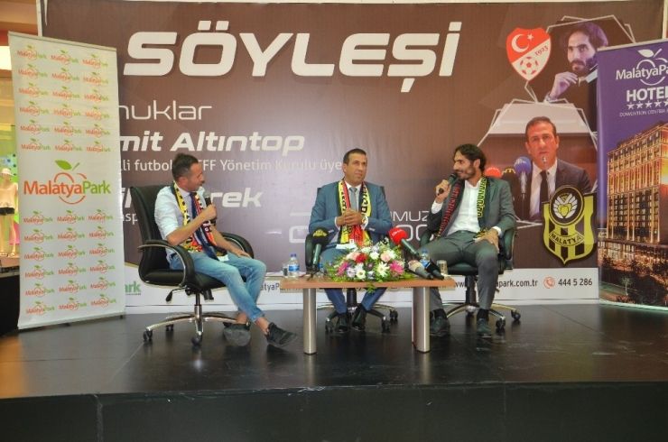 Hamit Altıntop Avm’de Söyleşiye Katıldı
