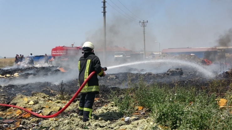 Uşak’ta Yoğun Duman Büyük Paniğe Neden Oldu