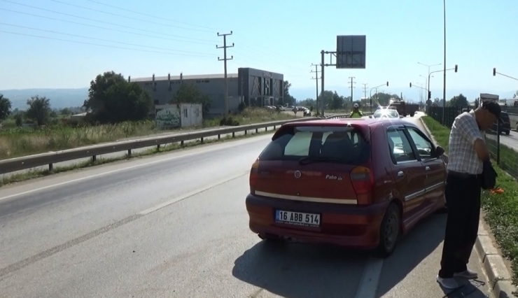 Frenleri Tutmayınca Karşı Şeride Geçti