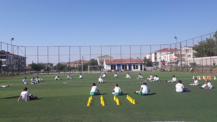 Ergene Belediyesi Geleceğin Yıldızlarını Yetiştiriyor