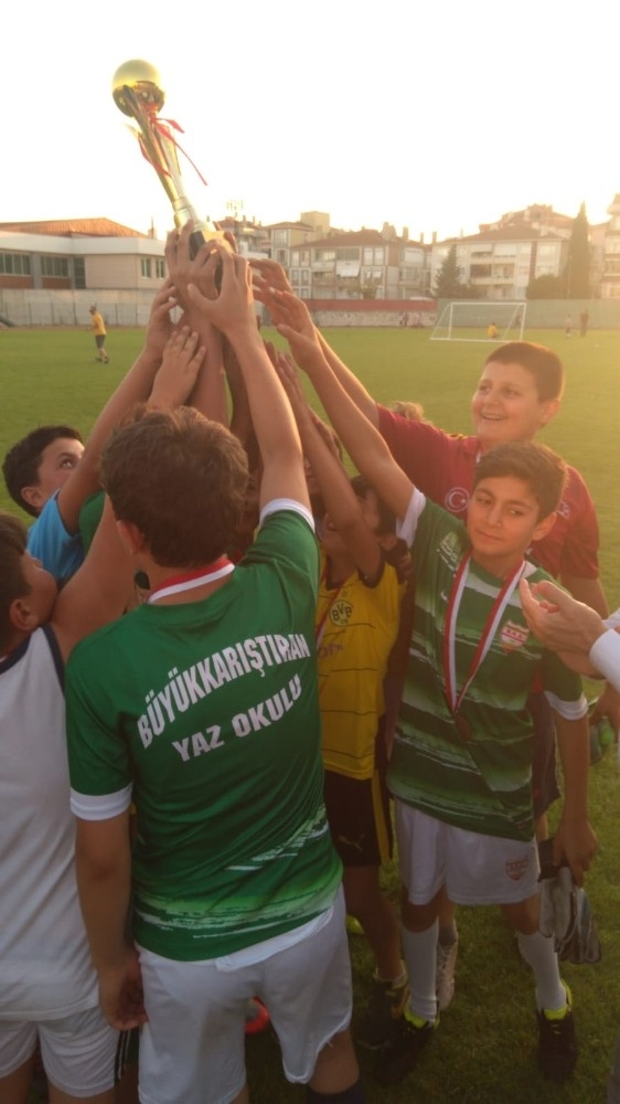 Lüleburgaz’da Camiler Arası Futbol Turnuvası Sona Erdi