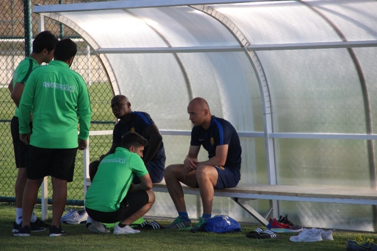 Mke Ankaragücü’nün Polonyalı Yıldızı Michal Pazdan: