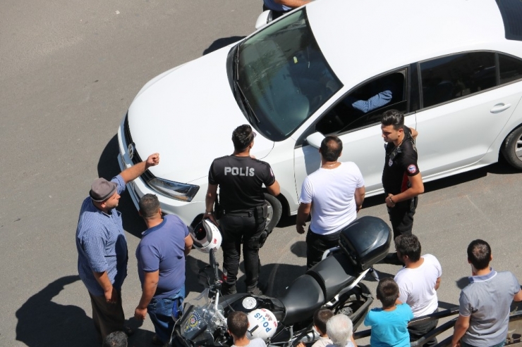 Trafikte Yol Verme Tartışması