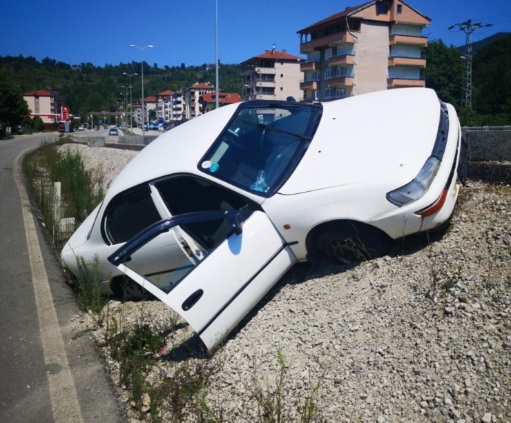 Devrek’te Trafik Kazası: 5 Kişi Hafif Yaralandı