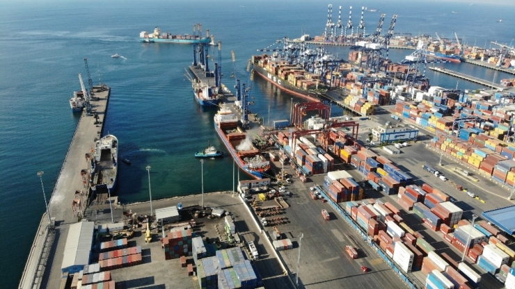 Ambarlı Limanı’nda Demirli Gemi Alev Aldı