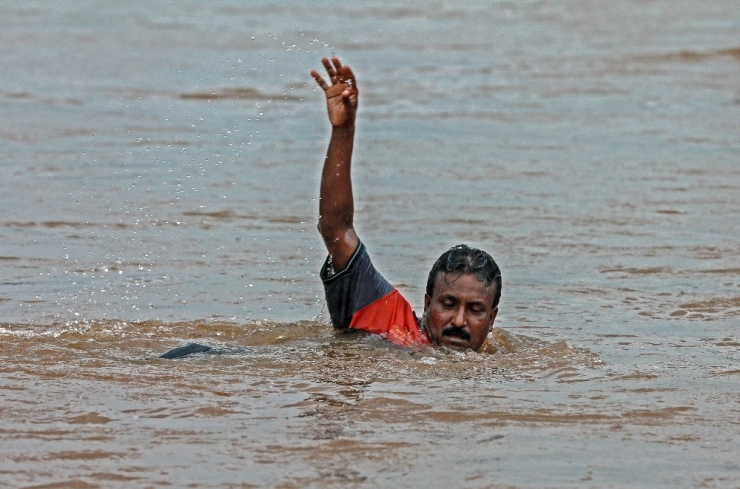 Hindistan’daki Sel Felaketinde Bilanço Artıyor