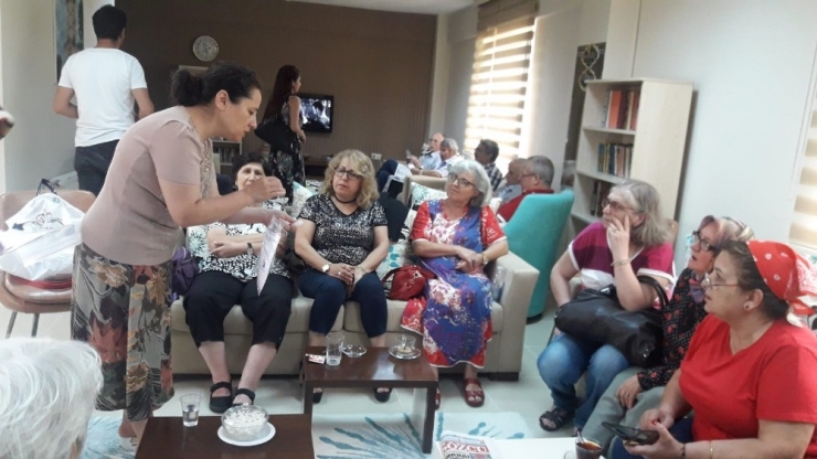 İzmit’tin Emeklilerine Kanser Taraması Yapıldı