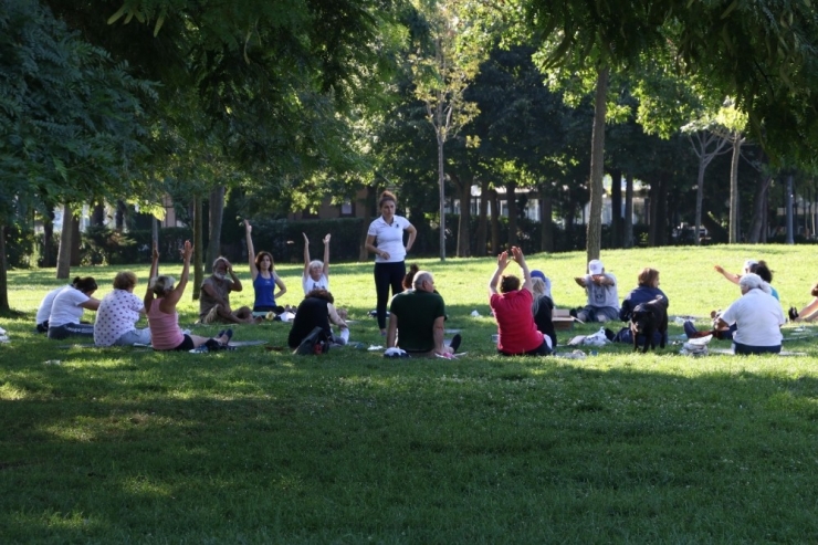 Kartallılar Yazı Fit Yaşıyor