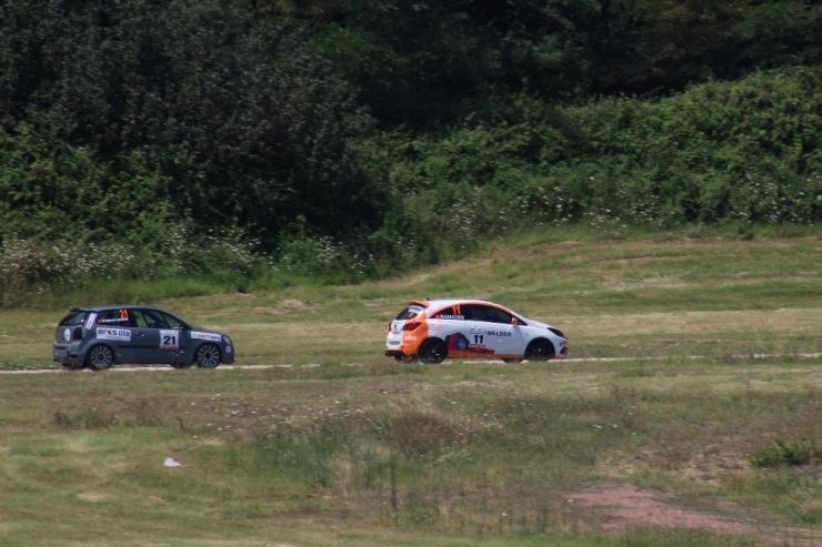 Türkiye Pist Şampiyonası’nın İkinci Ayak Yarışları Nefes Kesti